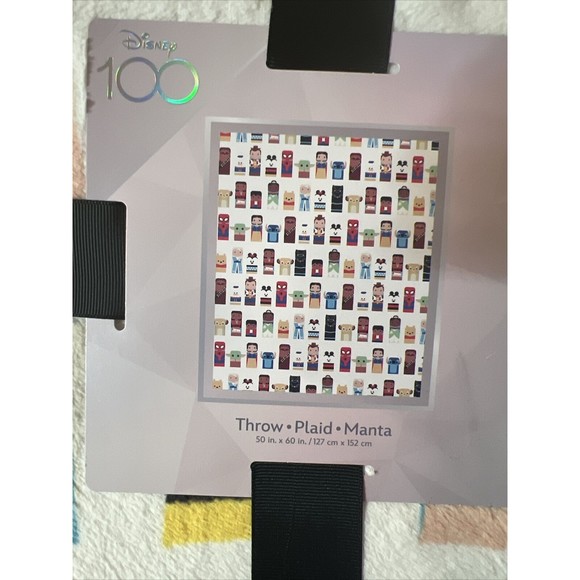 Disney100 Celebration Unified Characters Throw Blanket- 50"x60" - New - Picture 3 of 7